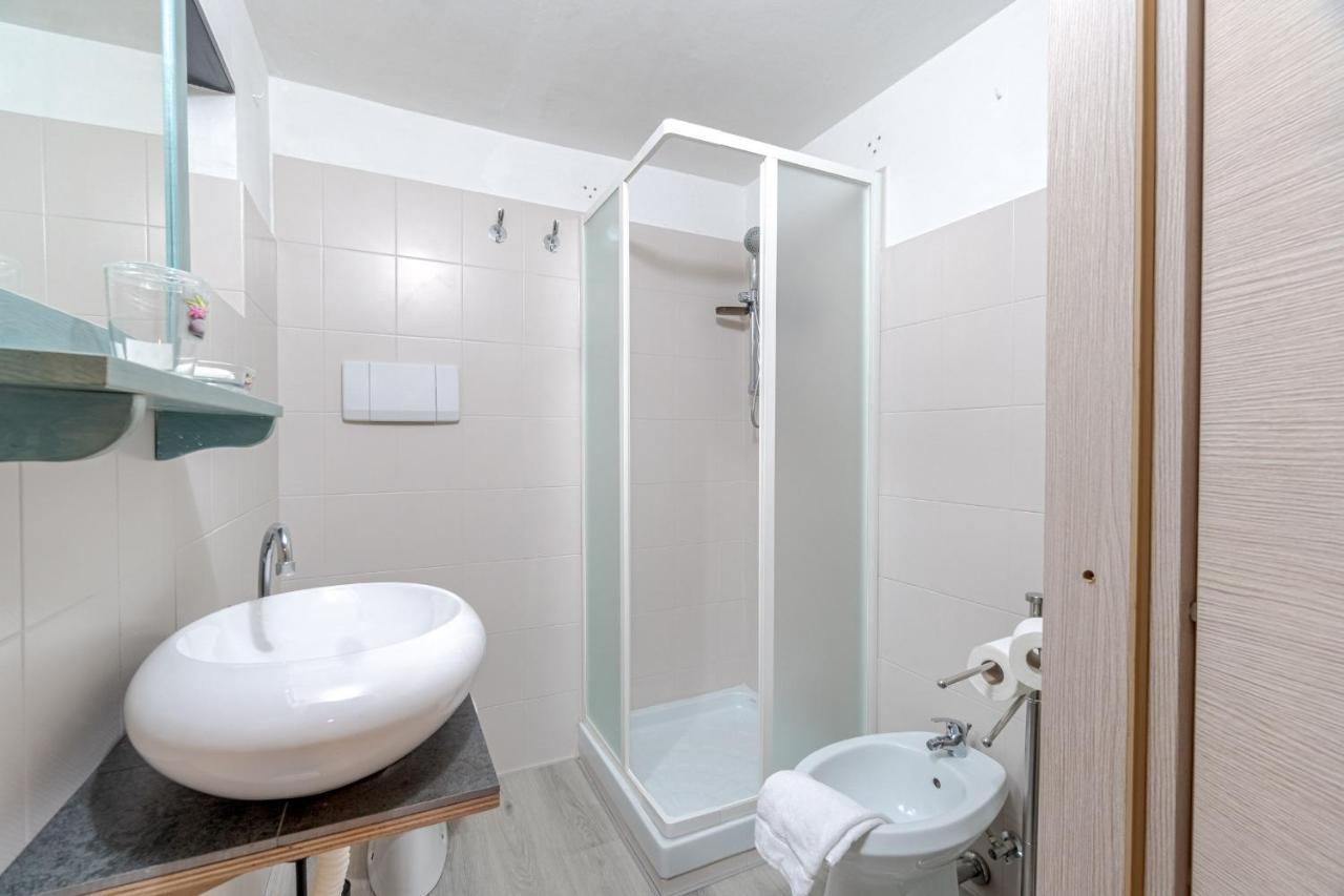 Genova Porto Antico Cozy Apartment ภายนอก รูปภาพ