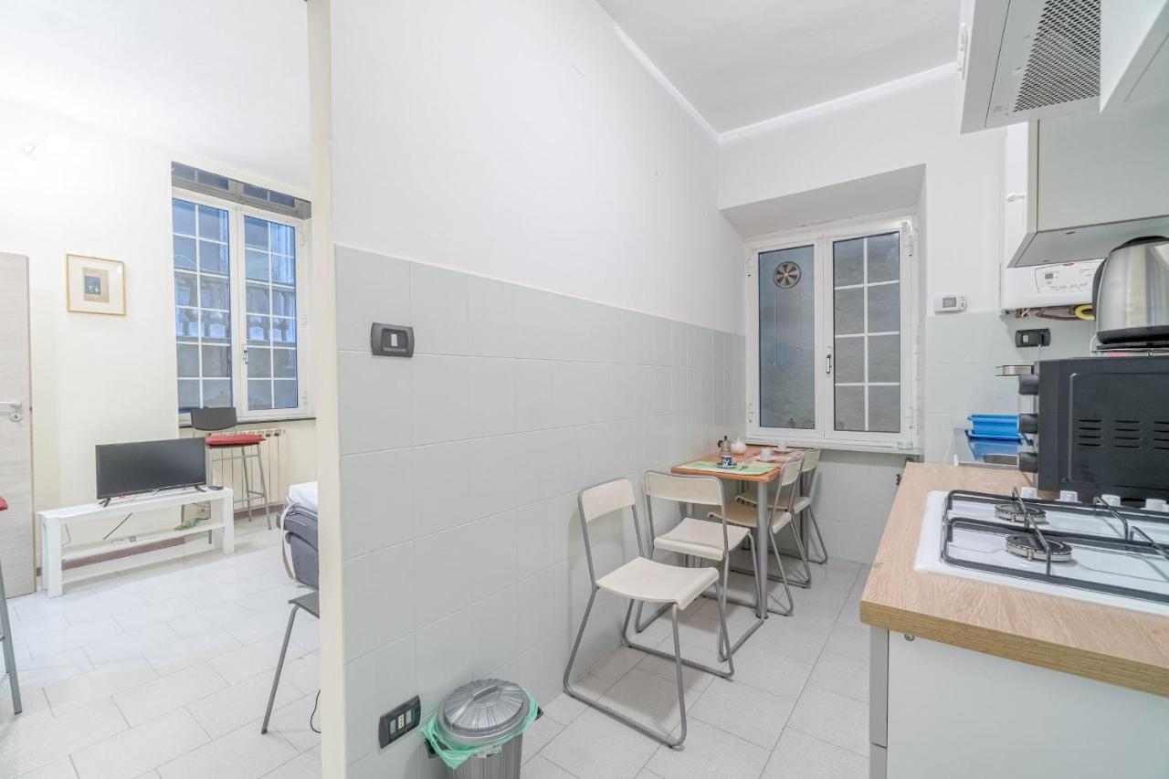 Genova Porto Antico Cozy Apartment ภายนอก รูปภาพ
