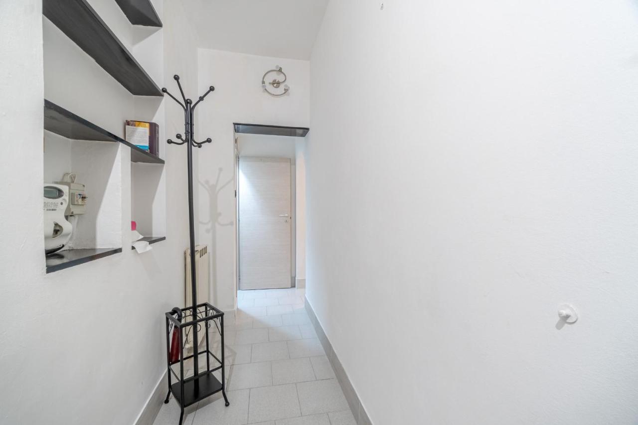 Genova Porto Antico Cozy Apartment ภายนอก รูปภาพ